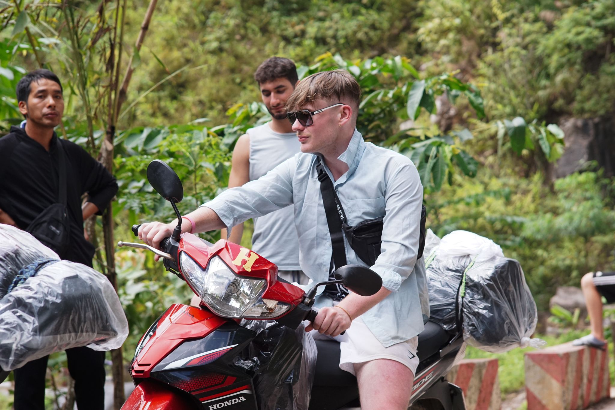 Ha Giang Discovery Tour 5 Days 4 Nights (Mix all)